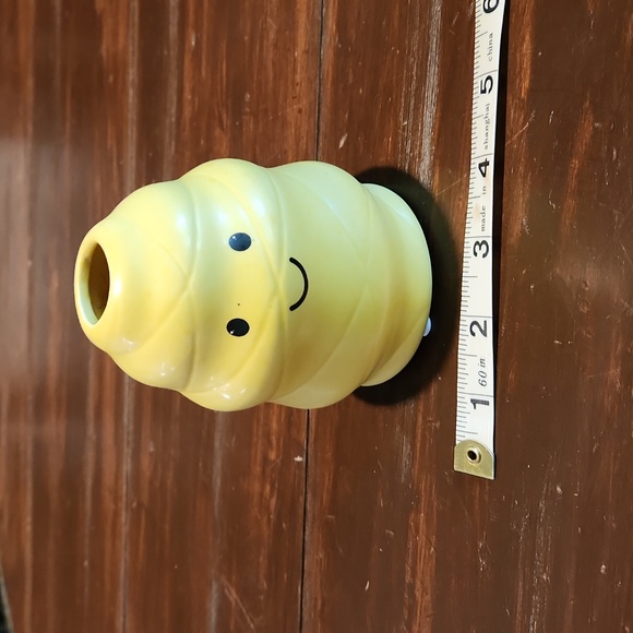 Beehive Bud Vase - Picture 2 of 4